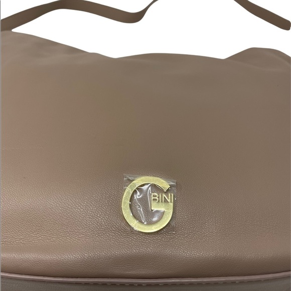 Gianni Bini Taupe Tan Crossbody leather bag purse with gold chain accent - Picture 5 of 8